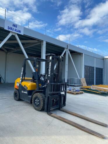 39 Trakya Vinç - Forklift, Manito, Platform & Menlift Kiralama